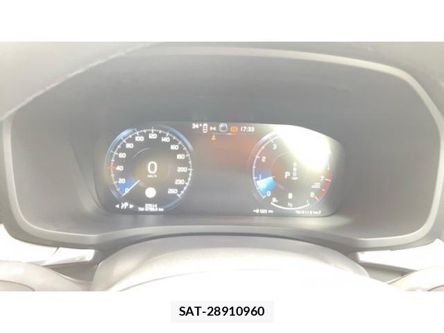 Volvo S60 2022-09 8039033-18