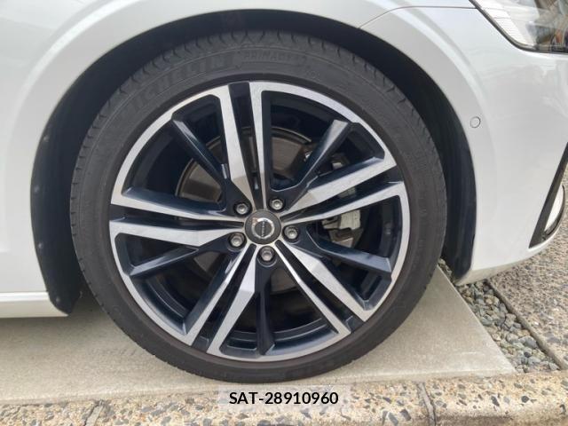 Volvo S60 2022-09 8039033-4