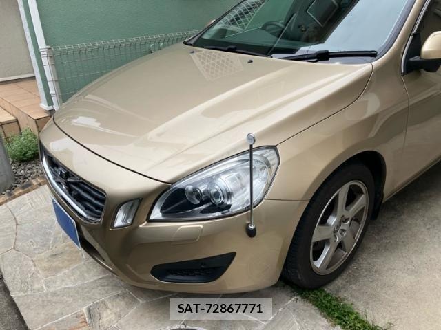 Volvo S60 2012-06 8039034-1