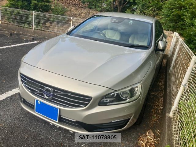 Volvo S60 2017-03 8076061-1