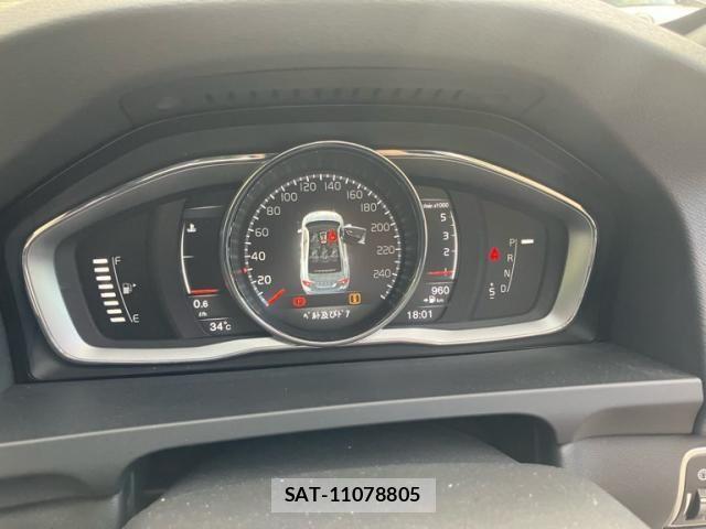 Volvo S60 2017-03 8076061-20