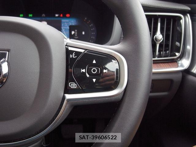 Volvo S60 2024-12 8076060-16