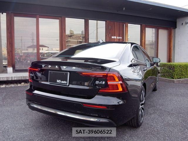 Volvo S60 2024-12 8076060-1