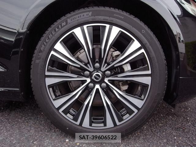 Volvo S60 2024-12 8076060-23