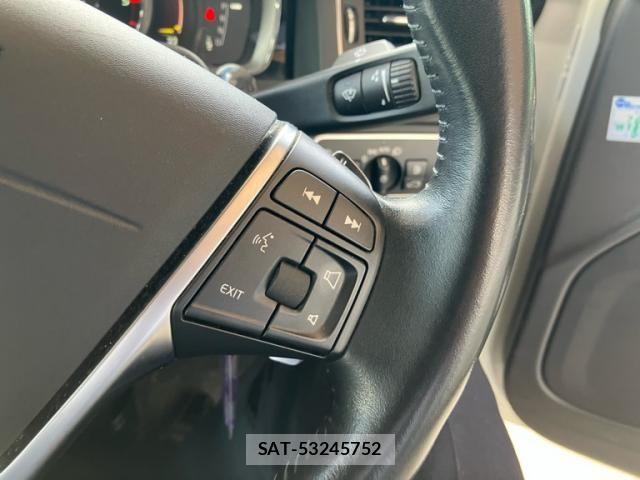 Volvo S60 2017-07 8247082-10