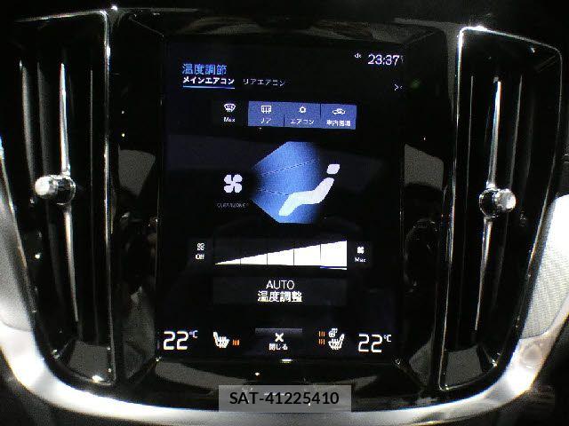 Volvo S60 2022-05 8317893-29