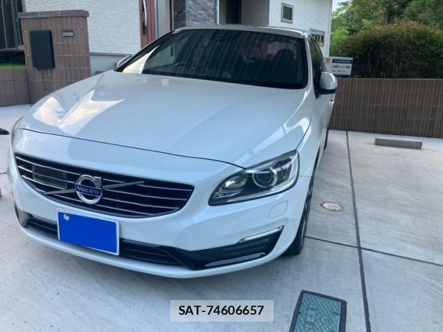 Volvo S60 2016-10 8317897-1