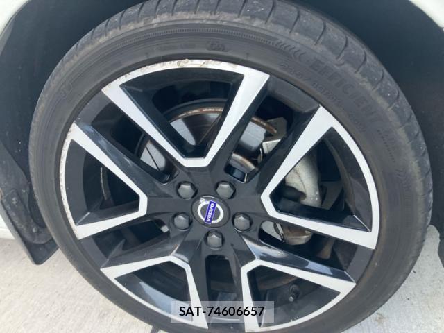 Volvo S60 2016-10 8317897-4