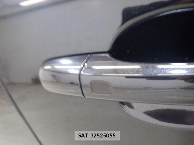Volvo S60 2013-12 8338392-10