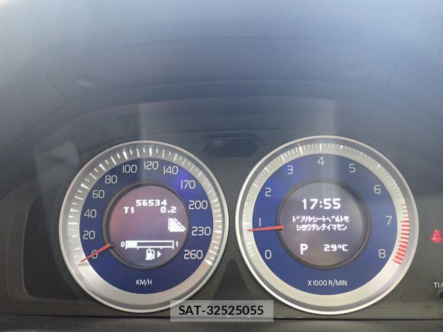 Volvo S60 2013-12 8338392-11