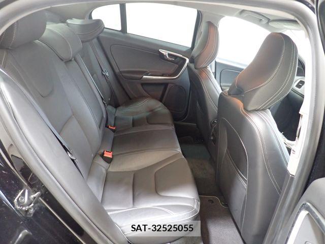 Volvo S60 2013-12 8338392-21