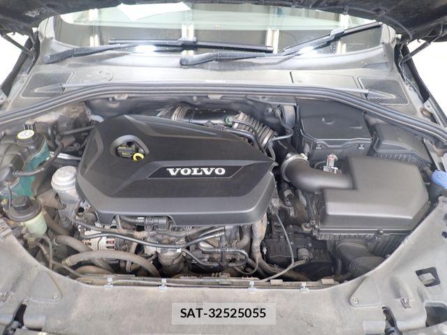 Volvo S60 2013-12 8338392-23