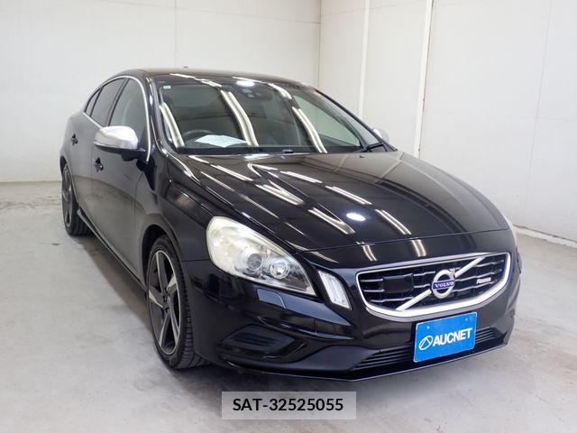 Volvo S60 2013-12 8338392-3