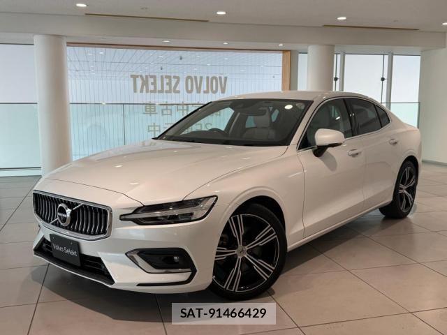 Volvo S60 2022-09 8338391-0