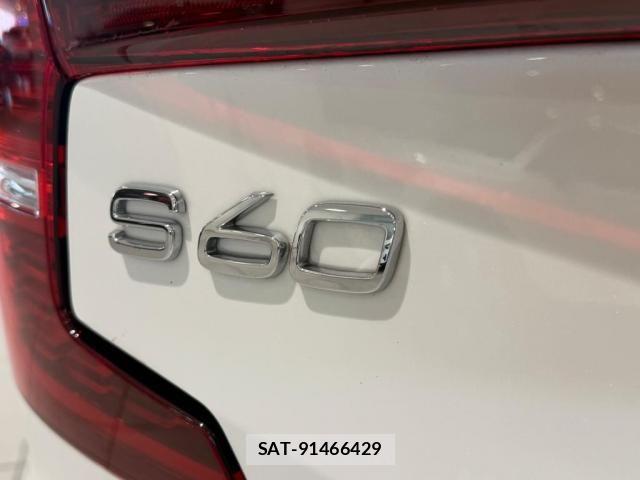 Volvo S60 2022-09 8338391-4
