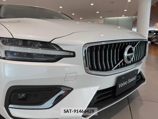 Volvo S60 2022-09 8338391-8