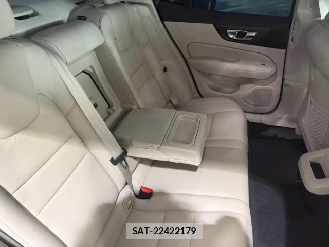 Volvo S60 2020-08 8353772-13