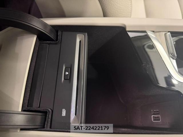 Volvo S60 2020-08 8353772-26