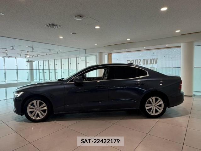 Volvo S60 2020-08 8353772-3