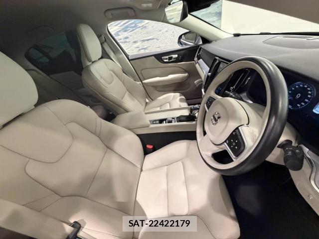 Volvo S60 2020-08 8353772-5