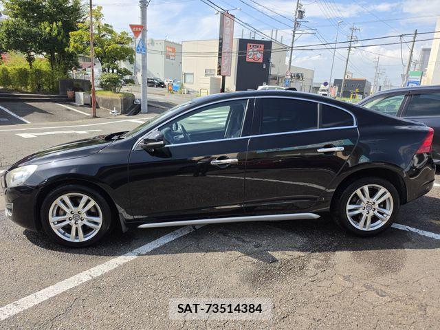 Volvo S60 2012-02 8415721-6