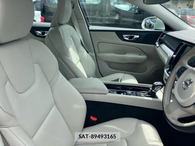 Volvo S60 2020-03 8486233-10
