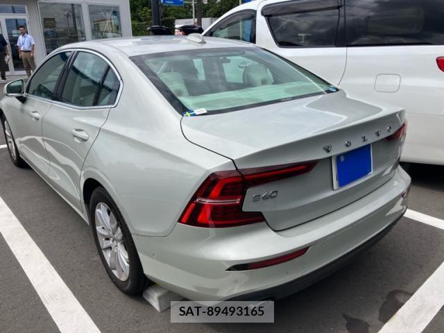 Volvo S60 2020-03 8486233-2