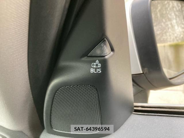Volvo S60 2011-12 8563983-20