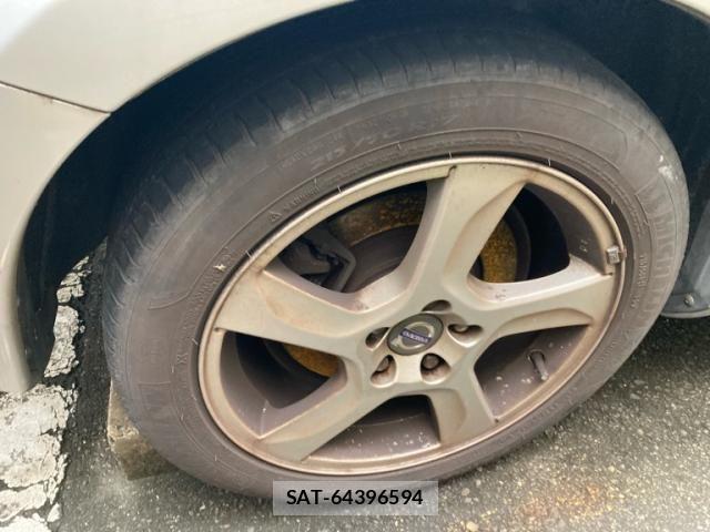 Volvo S60 2011-12 8563983-6
