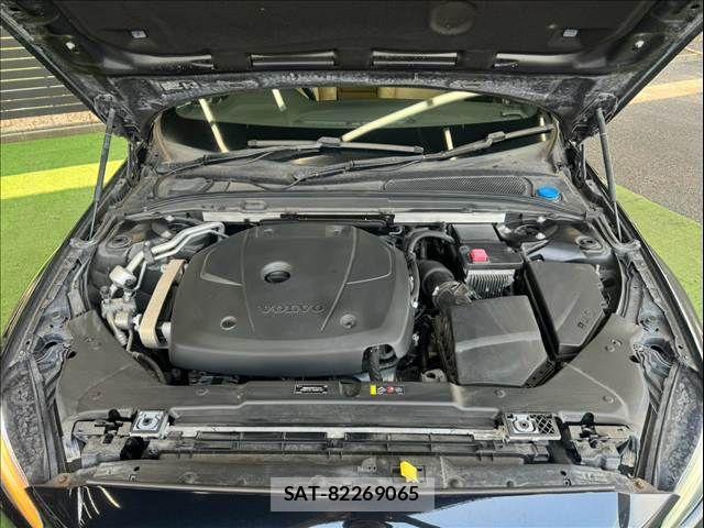 Volvo S60 2019-11 8629587-13