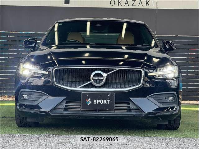Volvo S60 2019-11 8629587-14