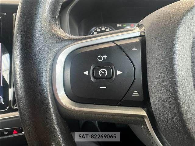 Volvo S60 2019-11 8629587-5