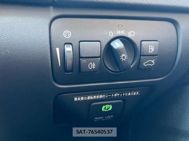 Volvo S60 2011-12 8667105-14