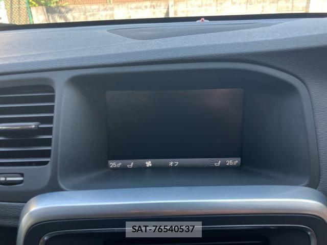 Volvo S60 2011-12 8667105-17