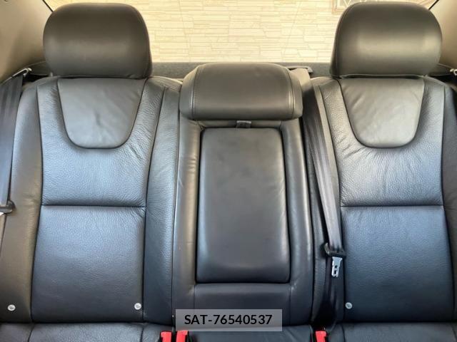 Volvo S60 2011-12 8667105-22