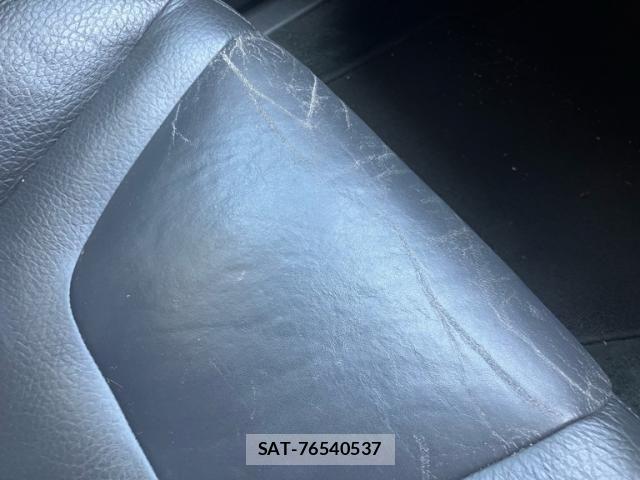 Volvo S60 2011-12 8667105-26