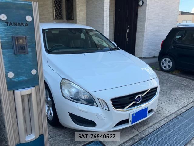 Volvo S60 2011-12 8667105-2