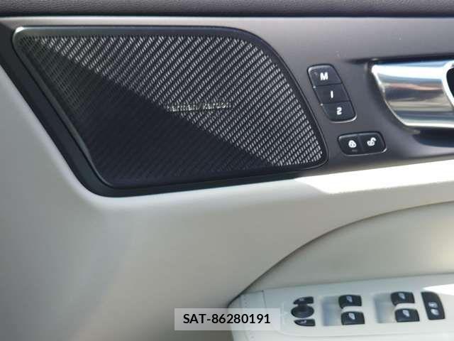 Volvo S60 2022-09 8746659-12