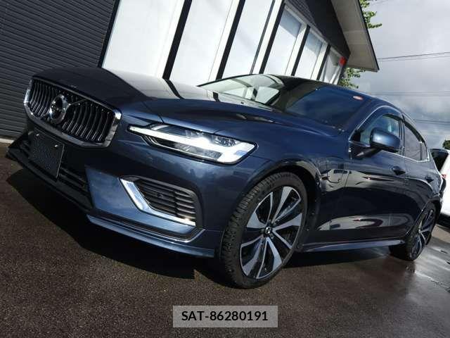 Volvo S60 2022-09 8746659-1