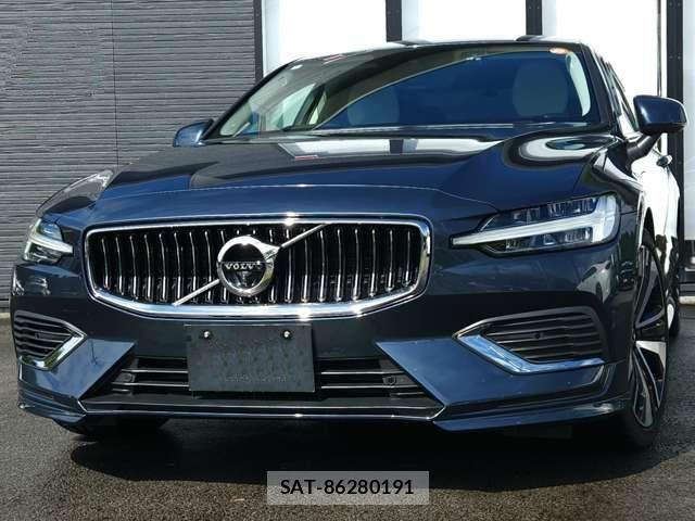 Volvo S60 2022-09 8746659-21