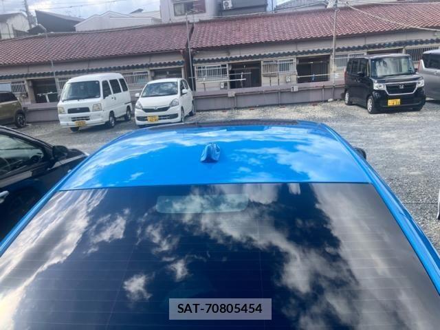 Volvo S60 2014-02 8782530-9