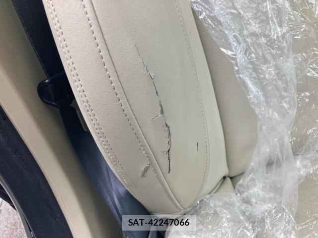 Volvo S60 2013-12 8782532-18