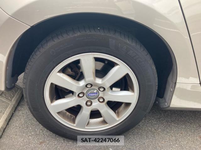 Volvo S60 2013-12 8782532-5