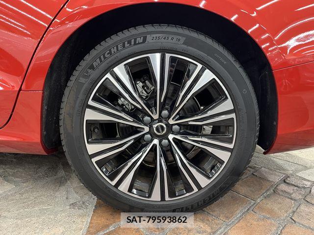Volvo S60 2024-10 8884562-10