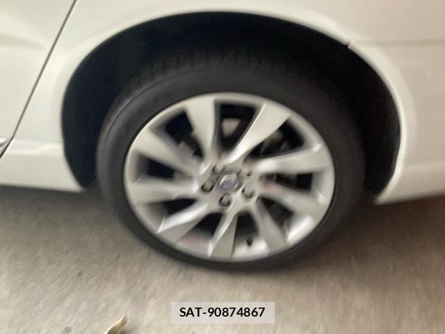 Volvo S80 2013-12 7394713-11