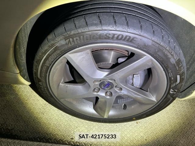 Volvo S80 2009-10 8851006-6