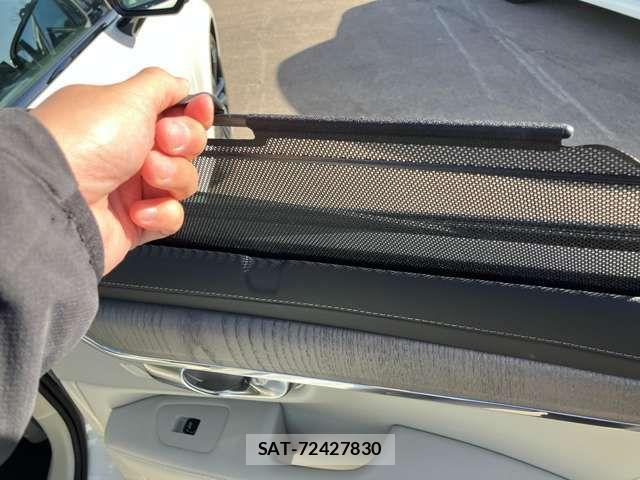Volvo S90 2023-09 2010811-18