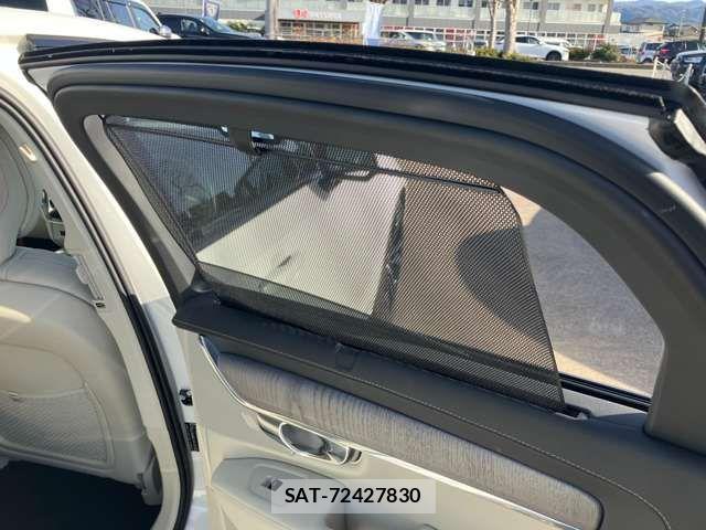 Volvo S90 2023-09 2010811-19