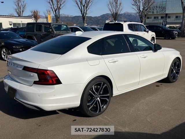 Volvo S90 2023-09 2010811-3