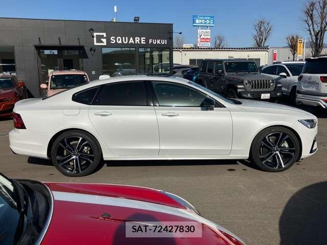 Volvo S90 2023-09 2010811-6